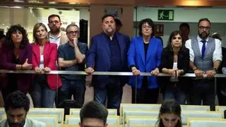 Junqueras resiste al frente de ERC pese a la debacle y no seguirá los pasos de Aragonès