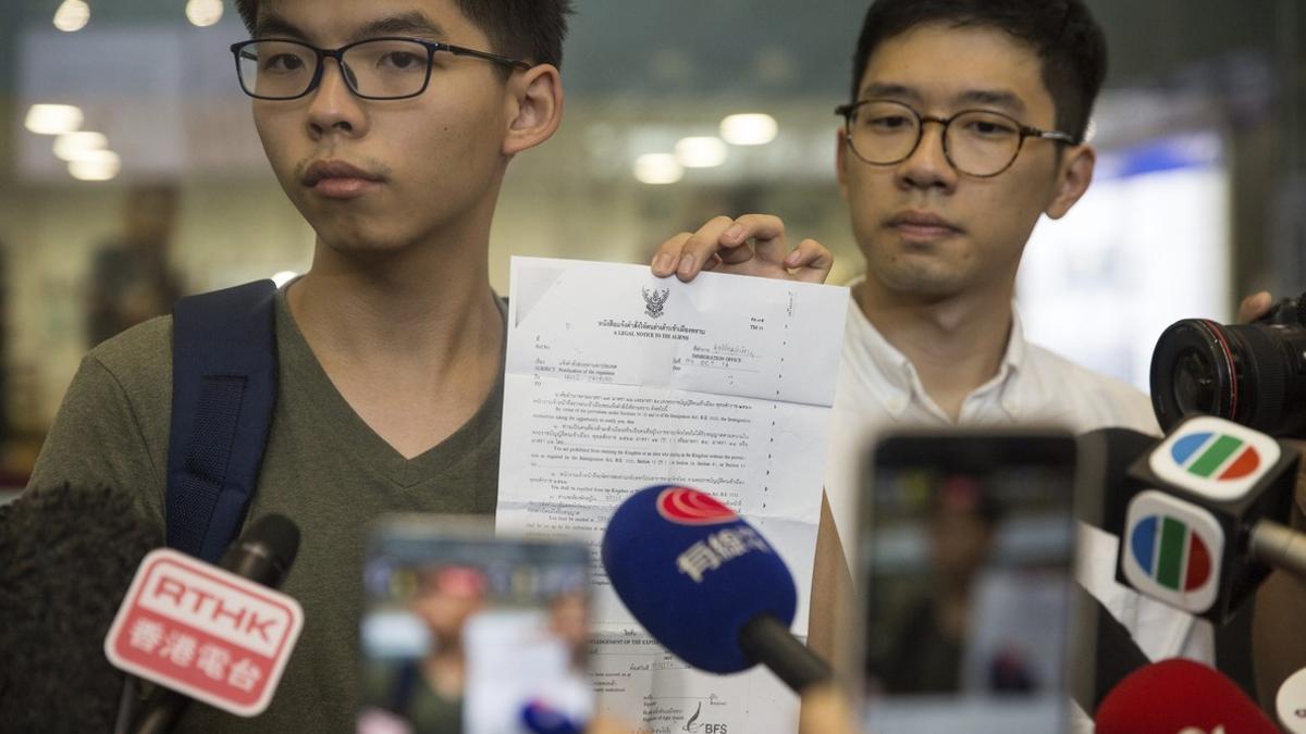 TAILANDIA DEPORTA AL ACTIVISTA DE HONG KONG JOSHUA WONG