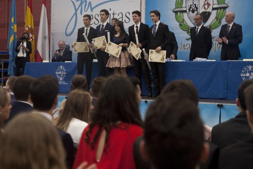 Graduación en el Colegio de la Inmaculada