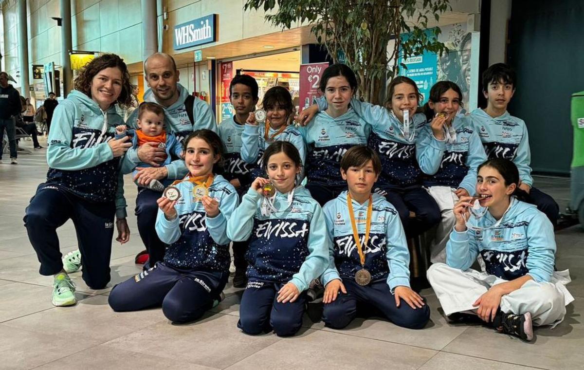 La expedición del club Samurai de Eivissa. | SAMURAIS