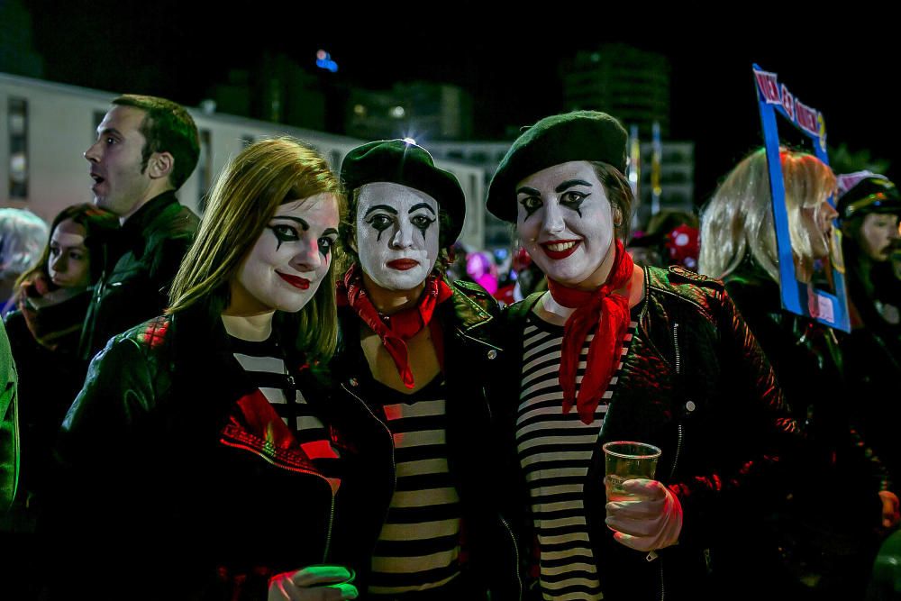 Búscate en las fotos del Carnaval en Benidorm