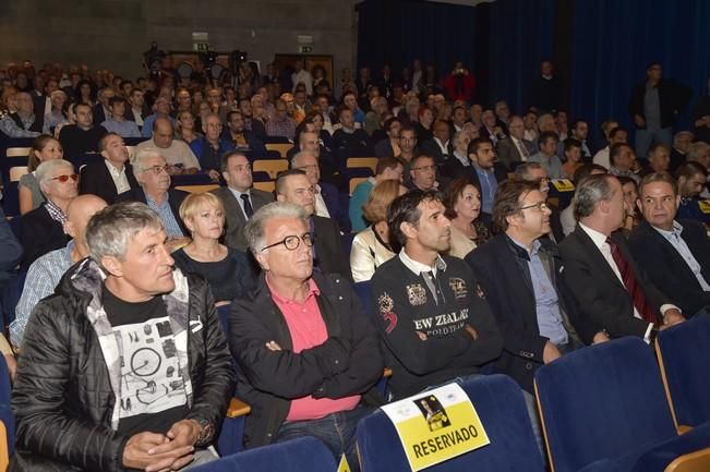 Presentación del libro sobre el entrenador de ...