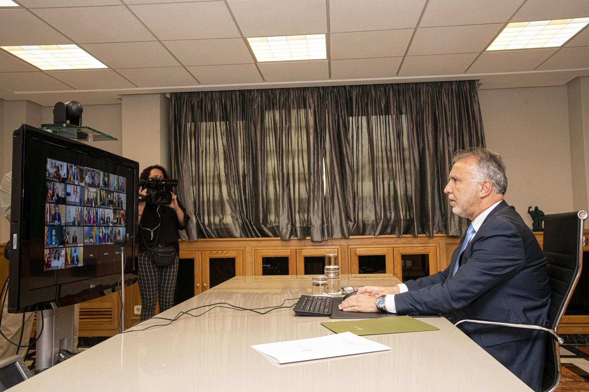 Torres participa de manera telemática en la reunión con los presidentes autonómicos