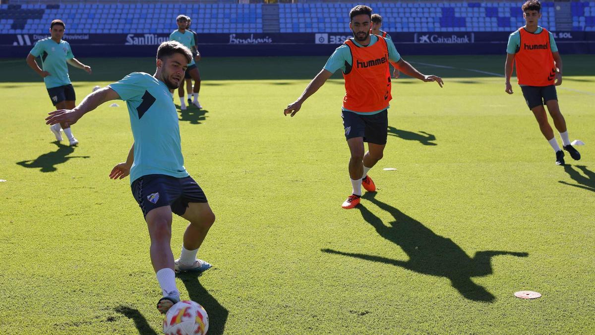El Málaga CF entrenó este viernes antes de afrontar su último amistoso.