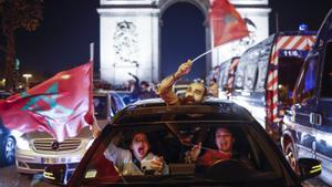 Toc de queda per a menors de 16 anys