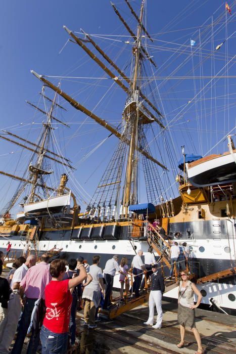 El buque italiano Amerigo Vespucci visita Valencia