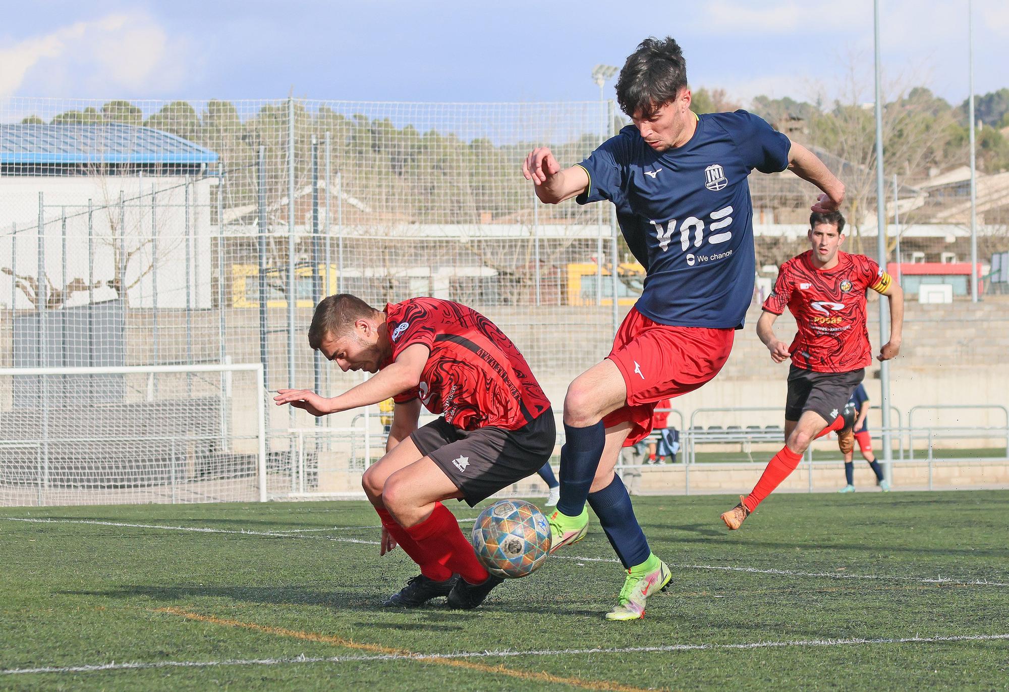 Totes les imatges del partit entre l'Artés i el Pirinaica B