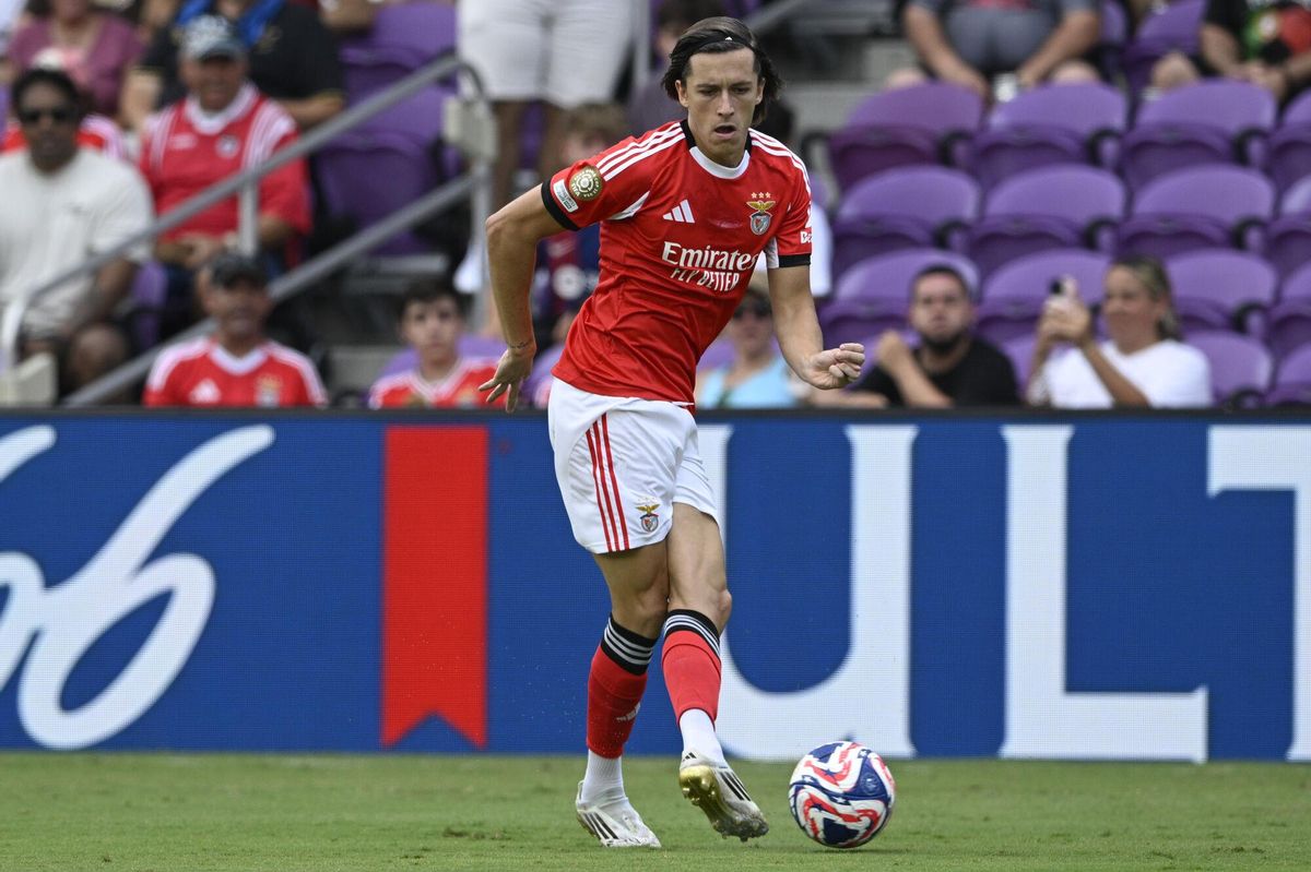 Benfica's Alvaro Carreras (3) during a Club World Cup Group C soccer match against Auckland City, Saturday, June 21, 2025 in Orlando, Fla. (AP Photo/Phelan M. Ebenhack)