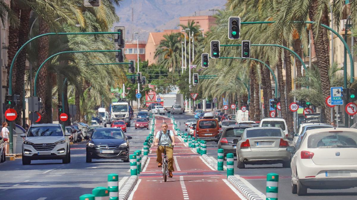 Carril bici en Pedro Juan Perpiñán