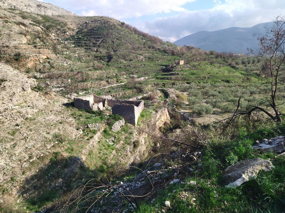 Una antigua construcción en ruinas en la Vall d'Ebo