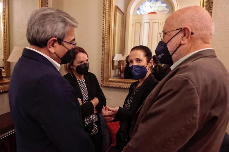 Pleno en el Parlamento de Canarias, 10/11/2021