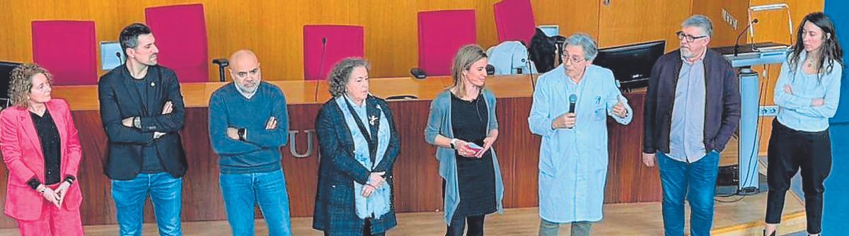 El inicio de campaña de Flores fue en el Edificio Roberto Novoa Santos.