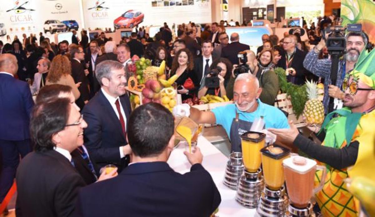 Canarias compensa la caída de turismo extranjero con un 7,1% más de visitantes nacionales