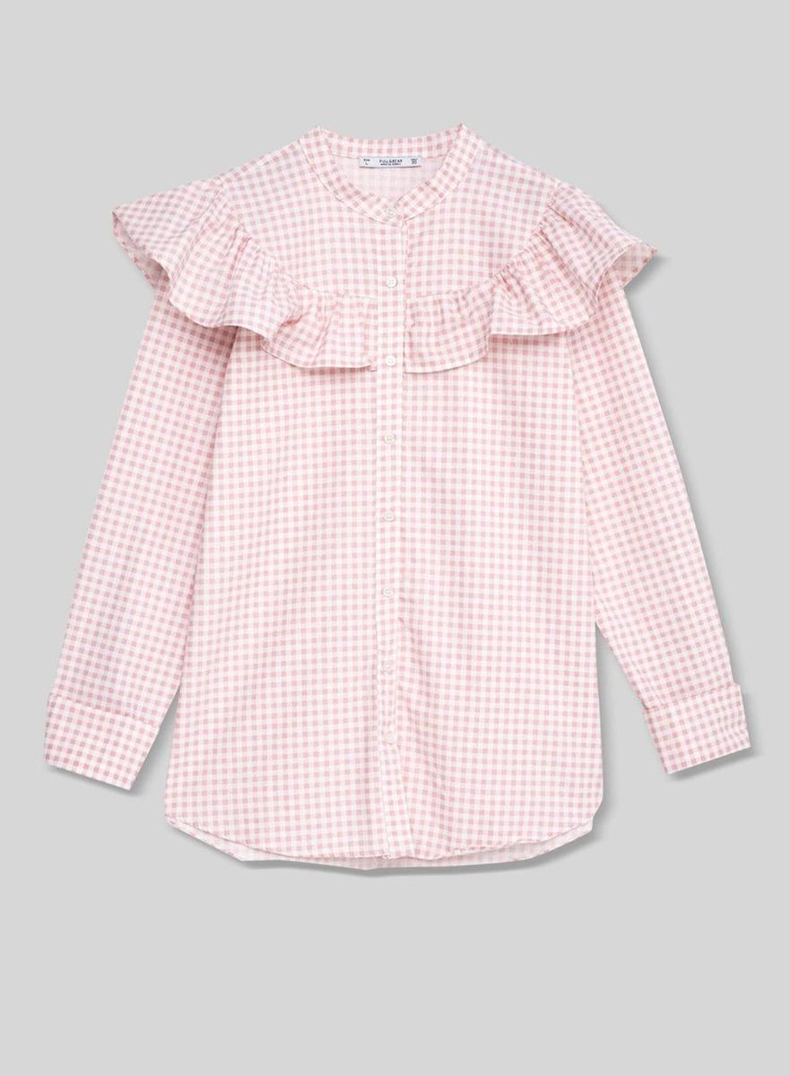 Camisa rosa con volante