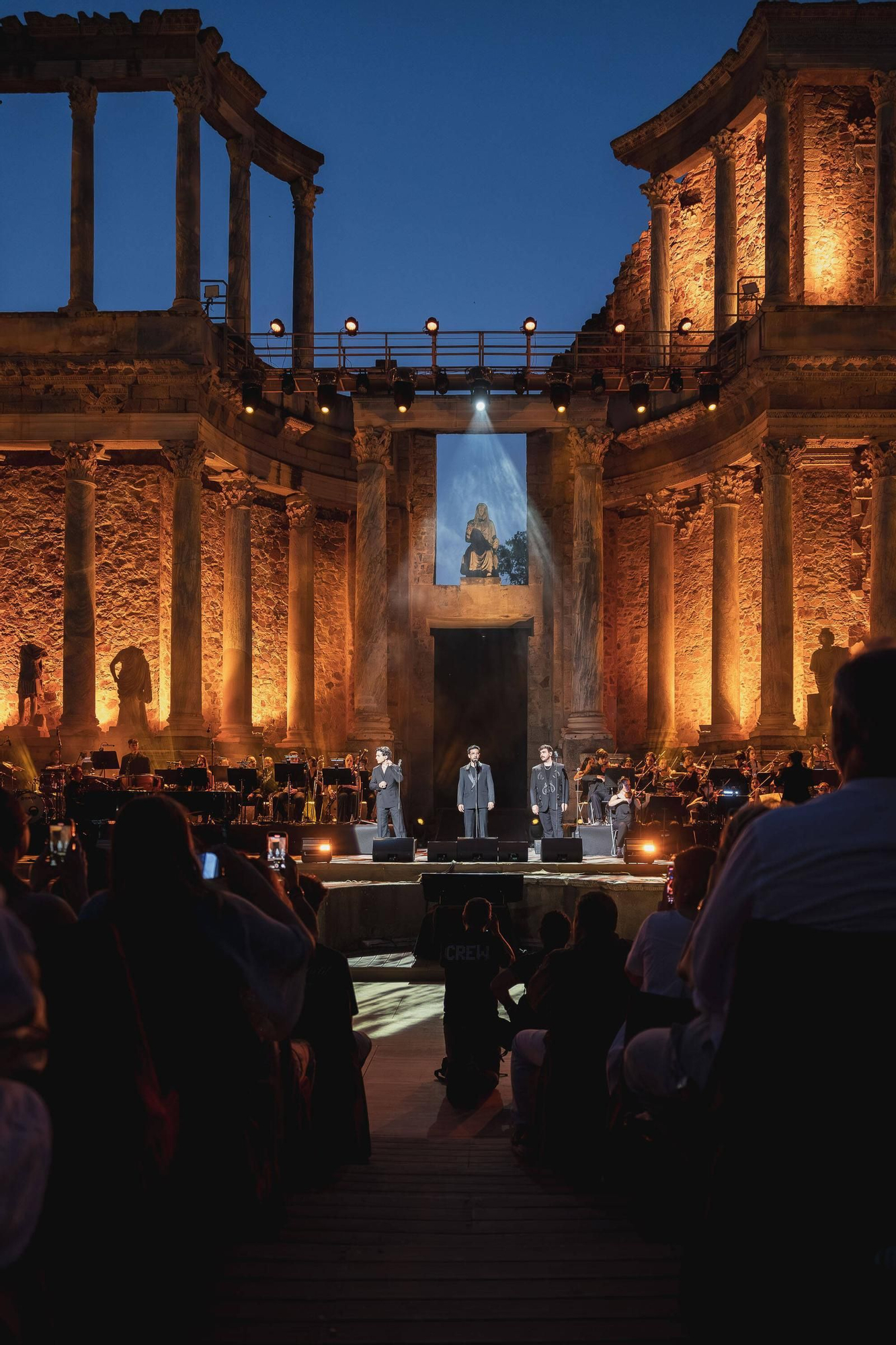 El concierto de Il Volo en el Teatro Romano de Mérida, en imágenes