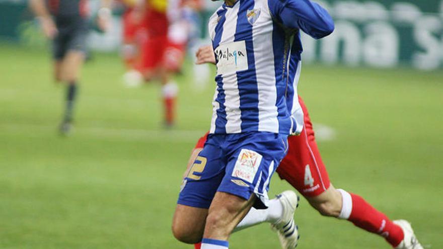 Adrián confía en jugar el domingo ante el Recreativo