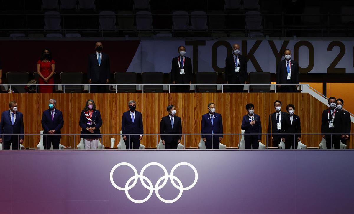 Algunas de las autoridades presentes en la inauguración de los Juegos Olímpicos de Tokyo: el emperador Naruhito; el presidente del COI, Thomas Bach; el primer ministro japonés, Yoshihide Suga, y el presidente de Tokyo 2020, Seiko Hashimoto, entre otros.