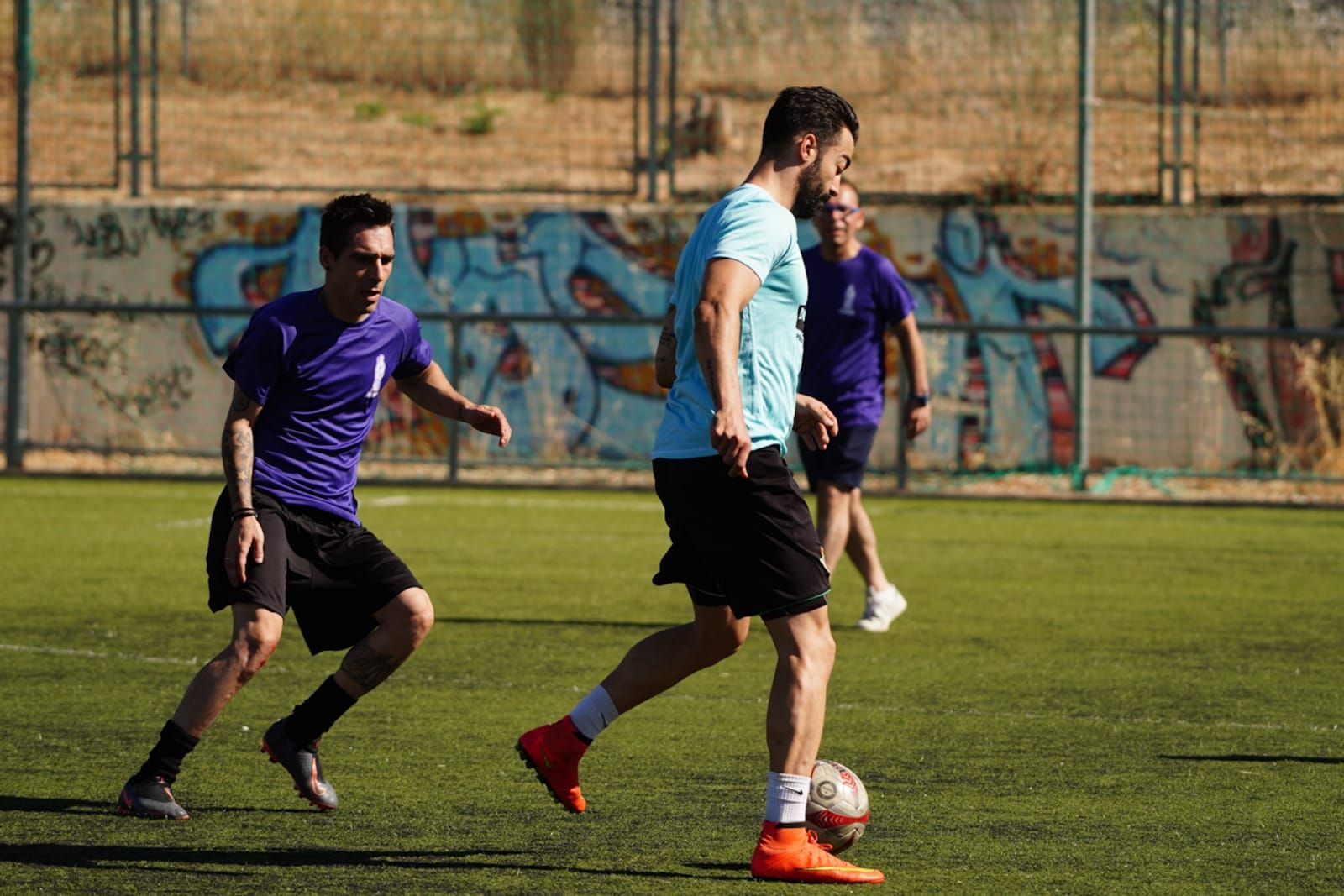 GALERIA | Fútbol "semanasantero" para ayudar a la Sierra de la Culebra