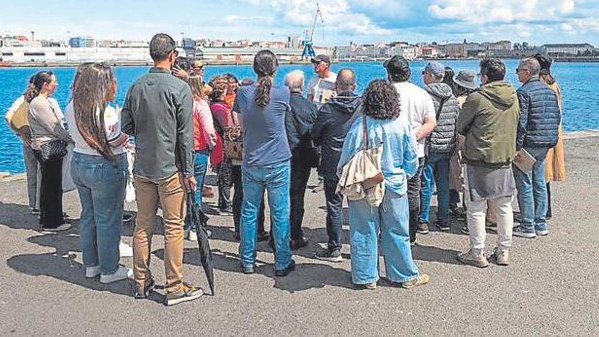 Primera jornada de las visitas al puerto de A Coruña con nuevas ubicaciones.