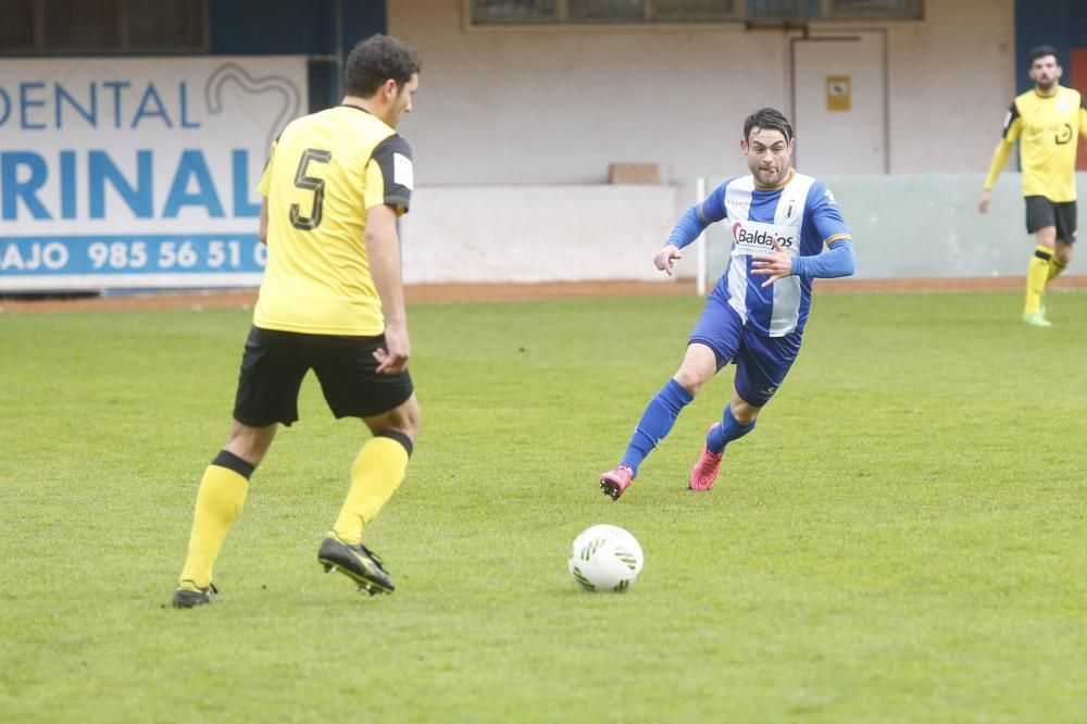 El partido entre el Avilés y el Llanera, en imágenes