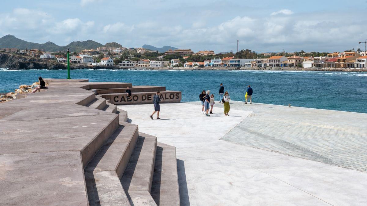 La bocana del puerto de Cabo de Palos tras las obras de remodelación