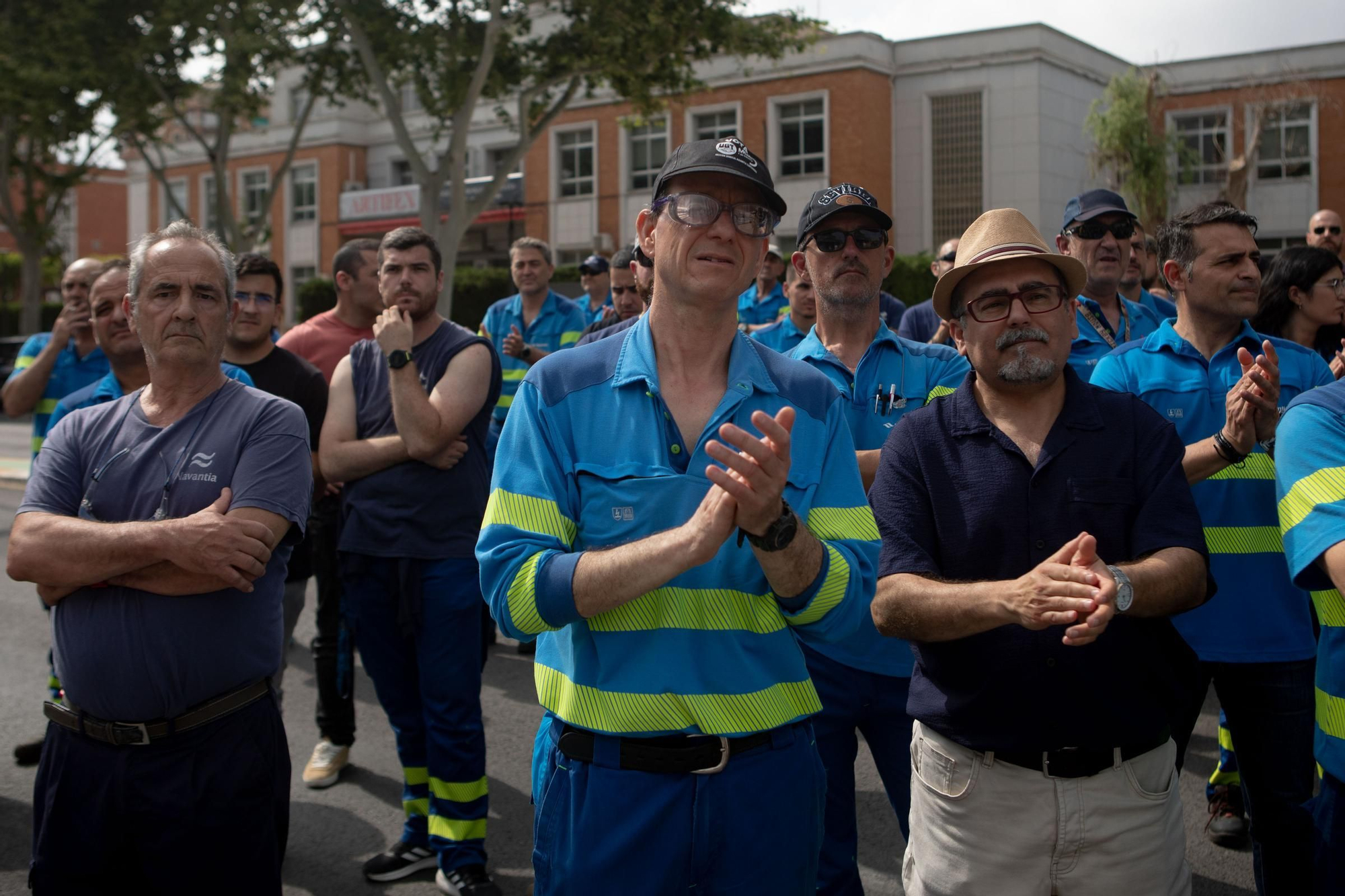 Los trabajadores de Navantia protestan frente a la Asamblea Regional