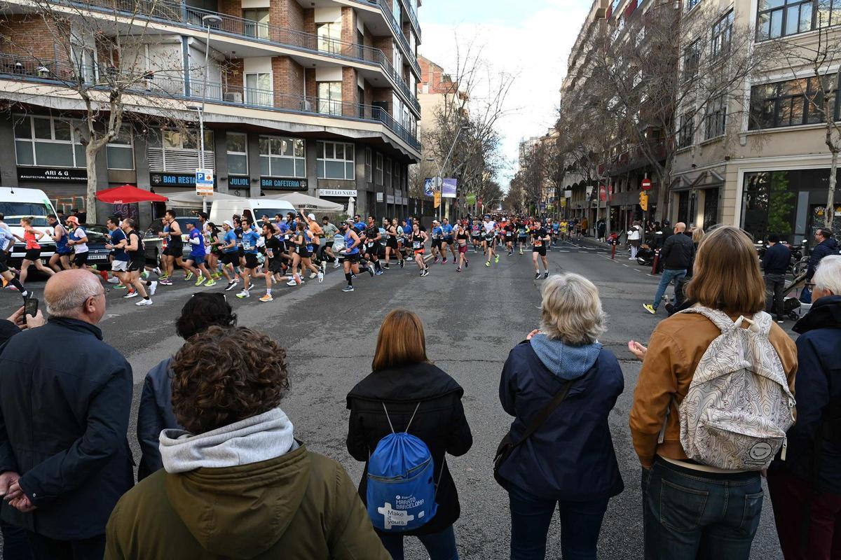 ¿Has participado en la Marató de Barcelona 2024? ¡Búscate en las fotos¡