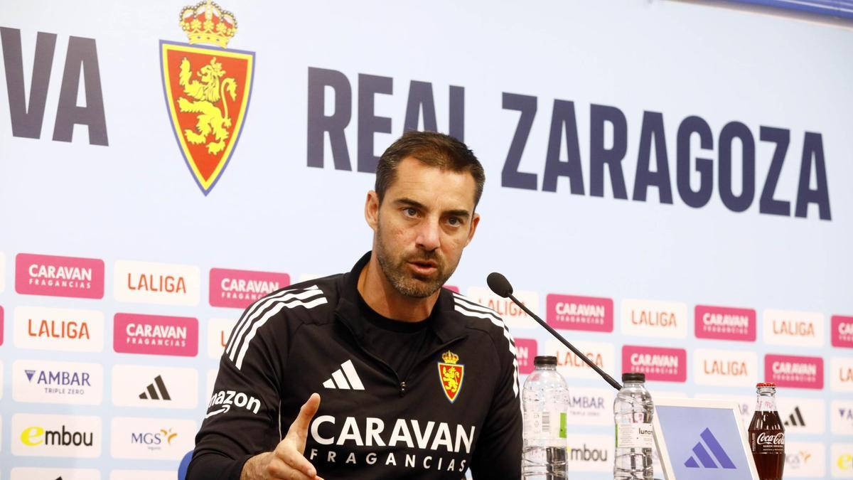Rubén Sellés, entrenador del Real Zaragoza, en rueda de prensa
