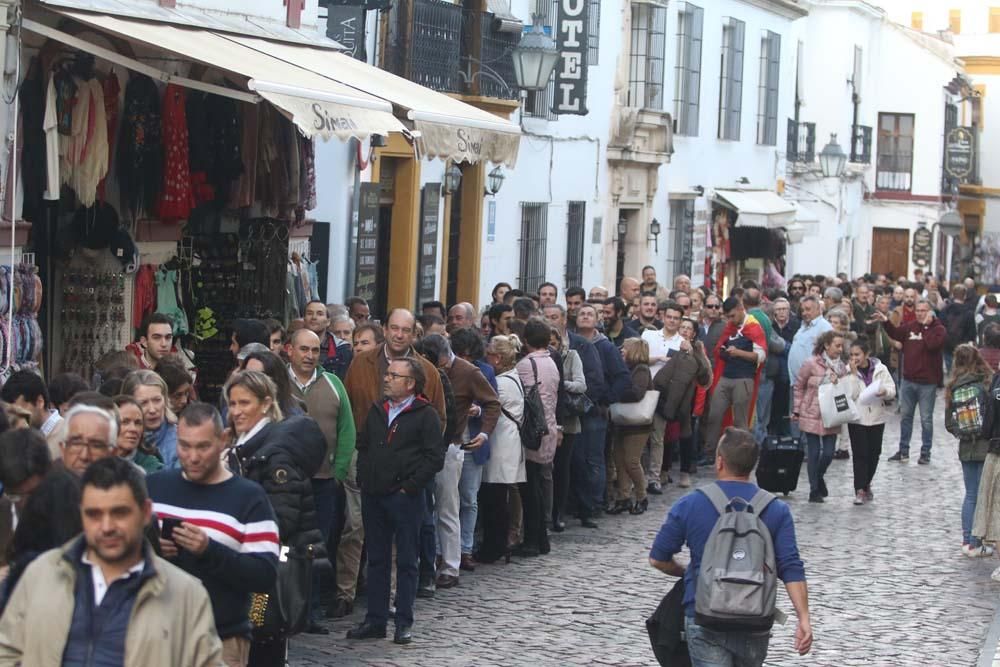 Mitin de Abascal en Córdoba