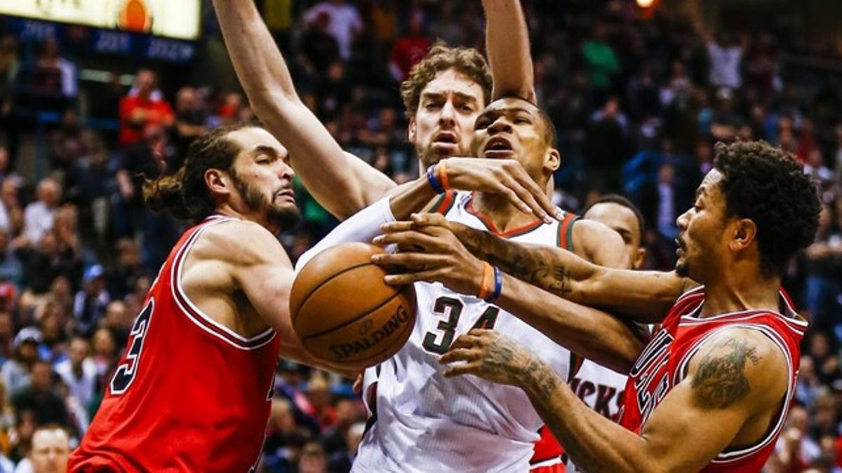 Antetokounmpo, de los Bucks, muy marcado por Nosh, Gasol y Rose.