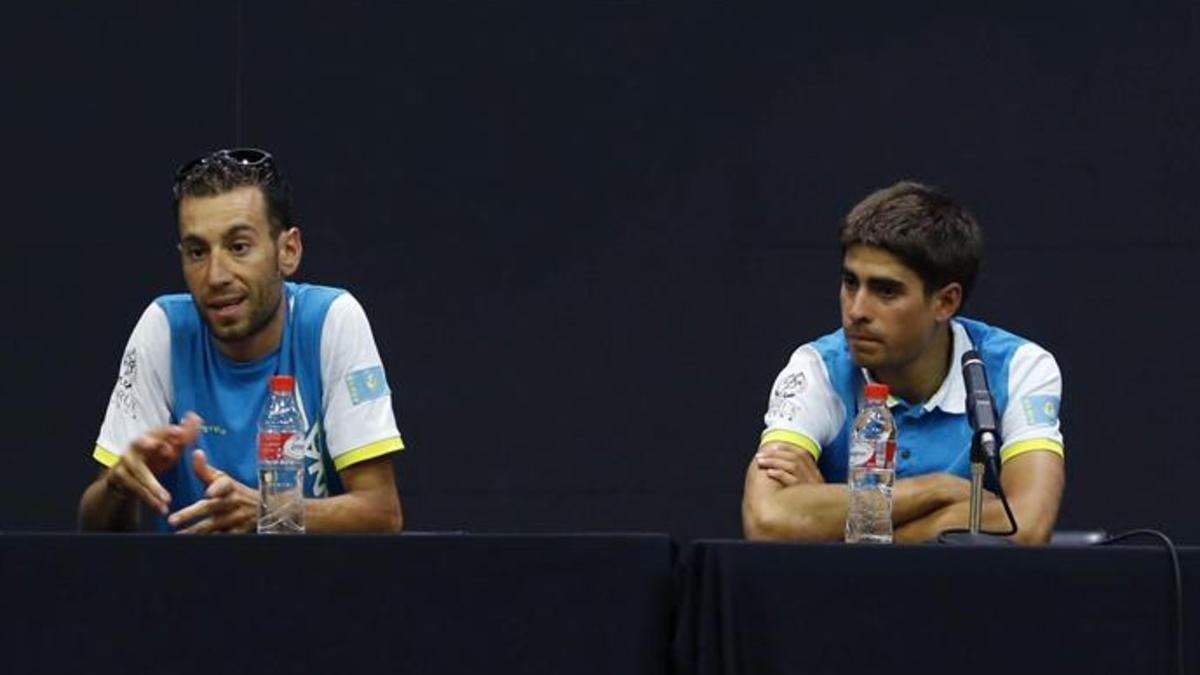 Vincenzo Nibali y Mikel Landa han pasado de correr juntos en Astana a ser los principales adversarios en el Giro de este año