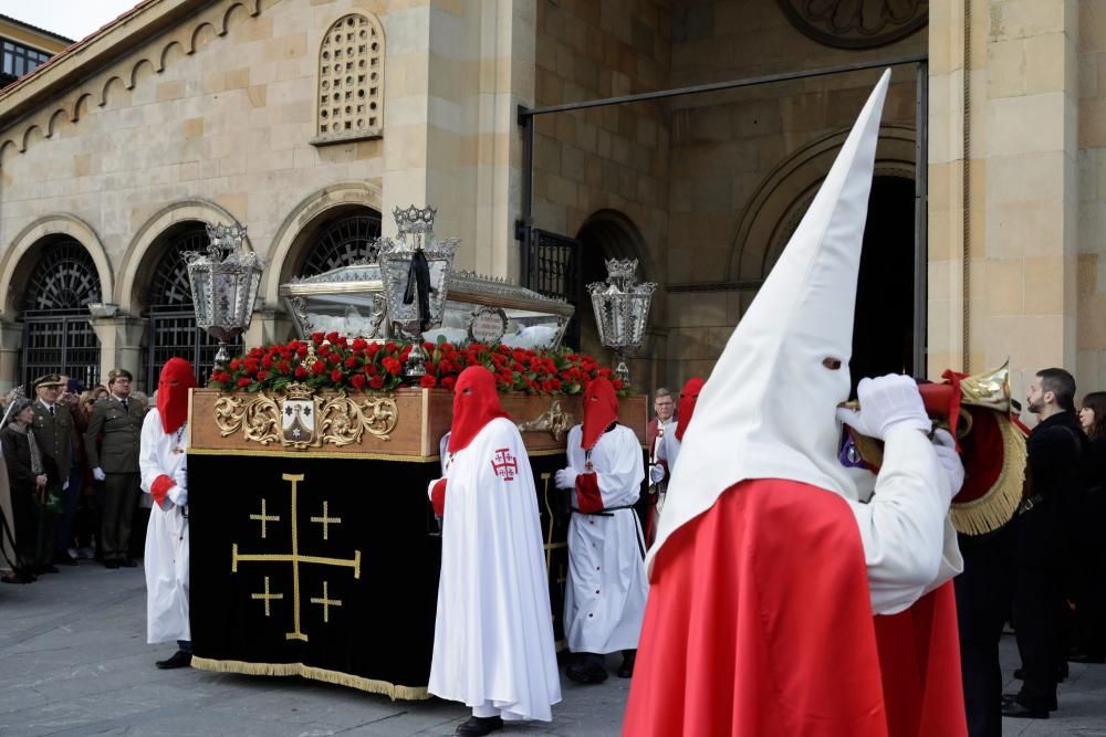 Procesión del Viernes Santo en Gijón