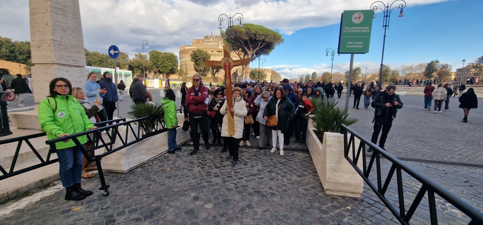 Alfombristas de Bueu en el jubileo de los artistas en el Vaticano