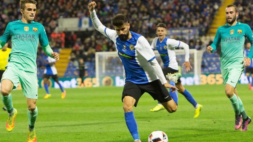 Gaspar en el partido contra el Barcelona