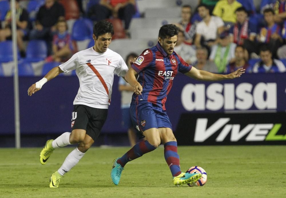 Las mejores imágenes del Levante - Sevilla Atlético