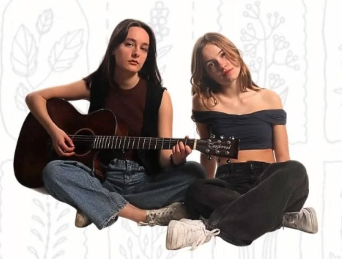 El dúo Xiramores, uno de los conjuntos que concurrirán a la final de Nova Nicra este sábado