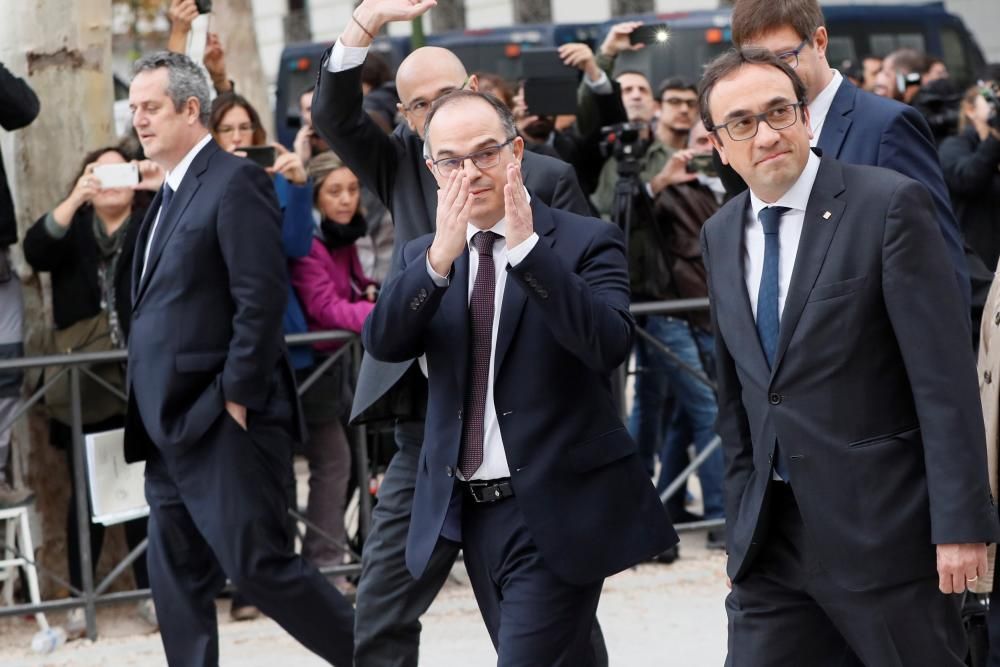 El govern català destituït i la Mesa del Parlament declaren a l'Audiència Nacional i al Suprem