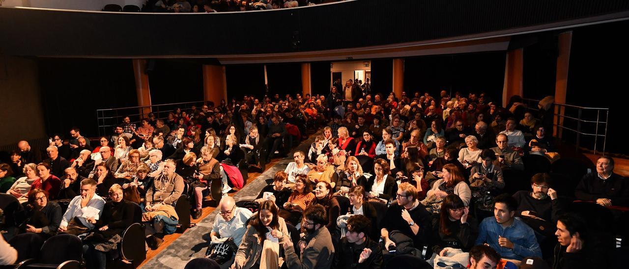 Público de una anterior edición de Novos Cinemas, que vuelve al Teatro Principal.