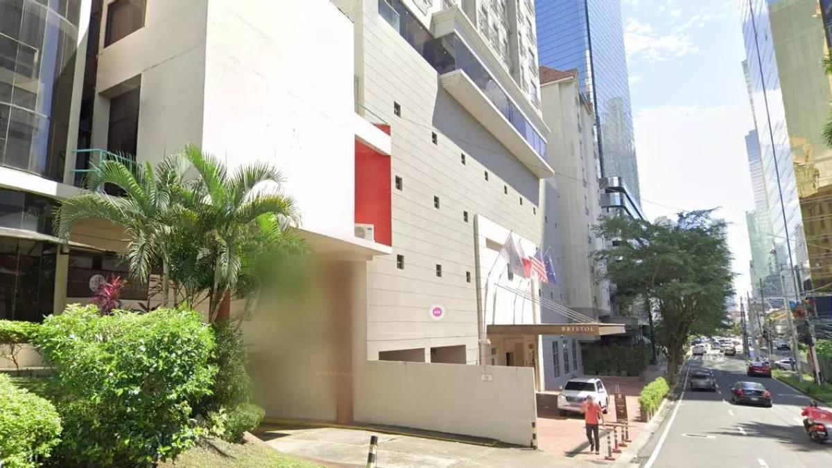 Exterior del hotel de Panamá donde fue hallado el cuerpo del ciudadano español.