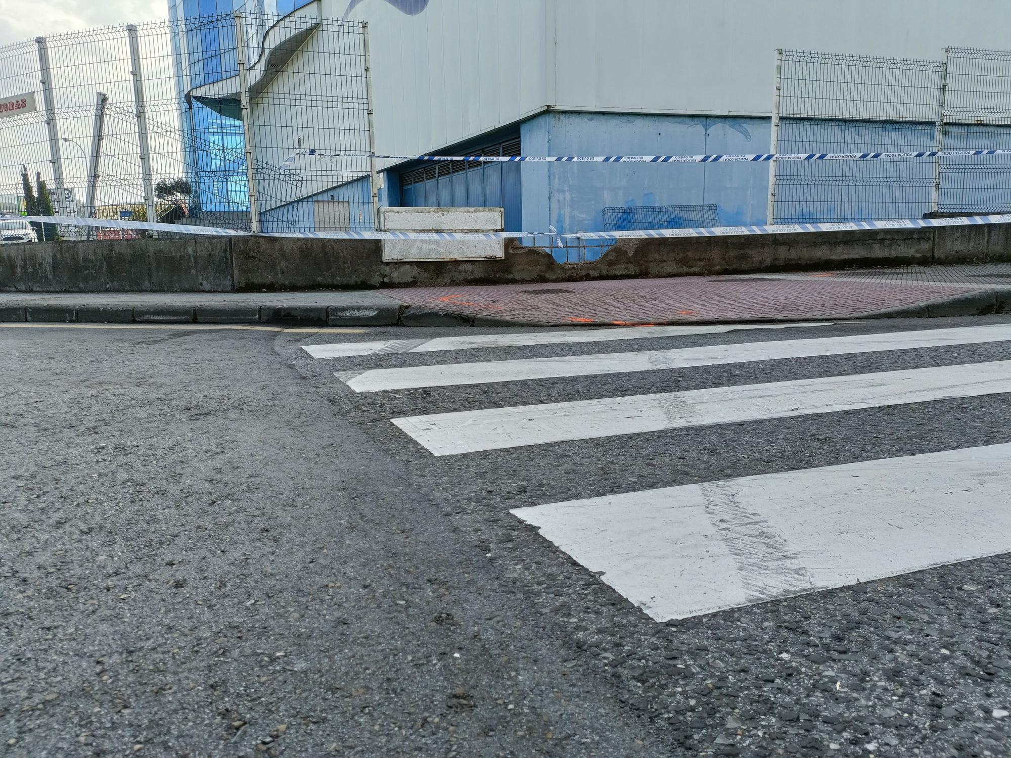 En imágenes: así quedó la zona en la que tuvo lugar el atropello en una carrera ilegal en Oviedo