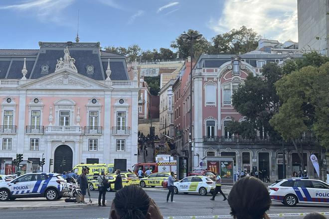 Accidente mortal en el Ascensor de Gloria (Elevador de Glória),en el centro de Lisboa