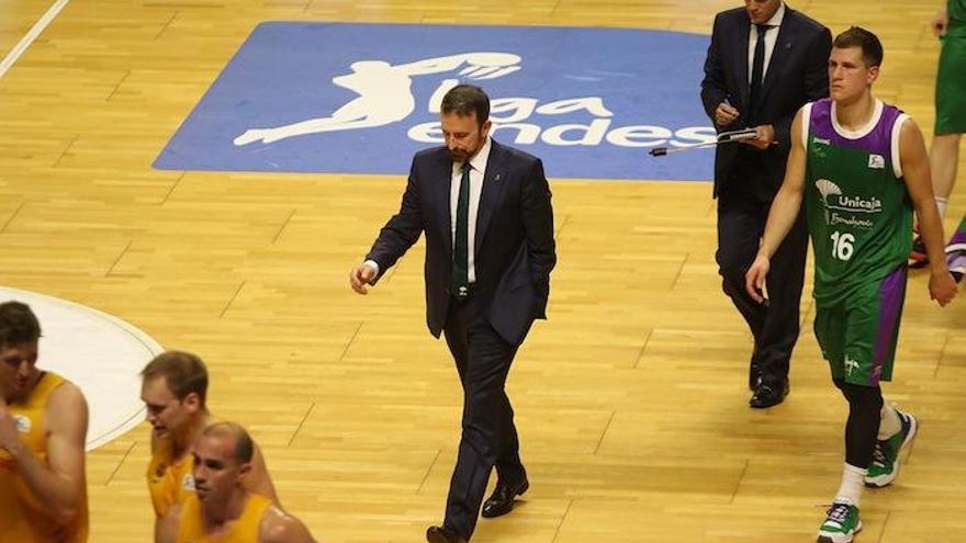 Joan Plaza se retira en el Carpena, tras perder el domingo in extremis contra el Barcelona.