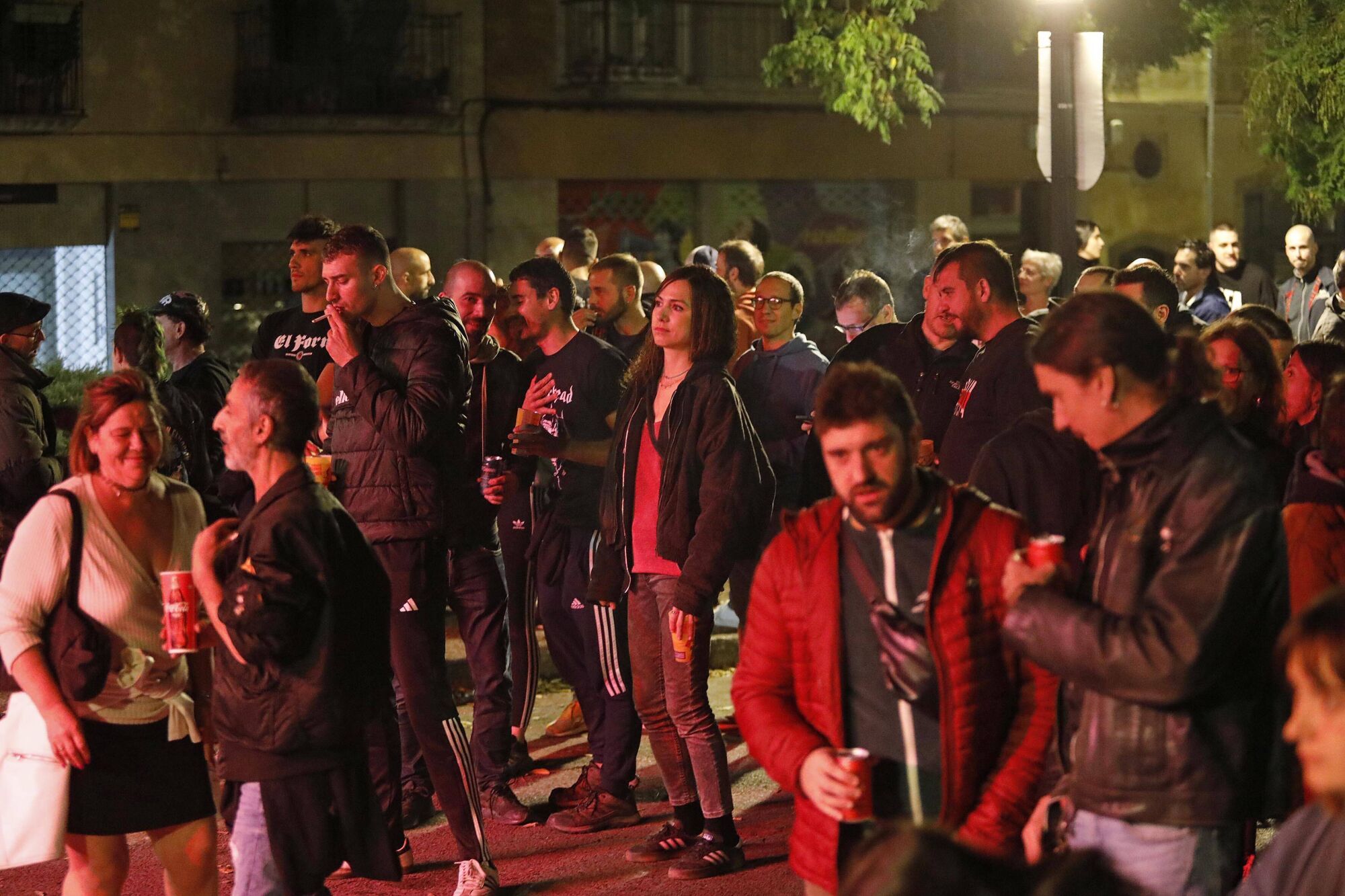 Girona. Plaça Sant Pere. 13e Sant Pere Rock. Concert Incendi Punk Rock.