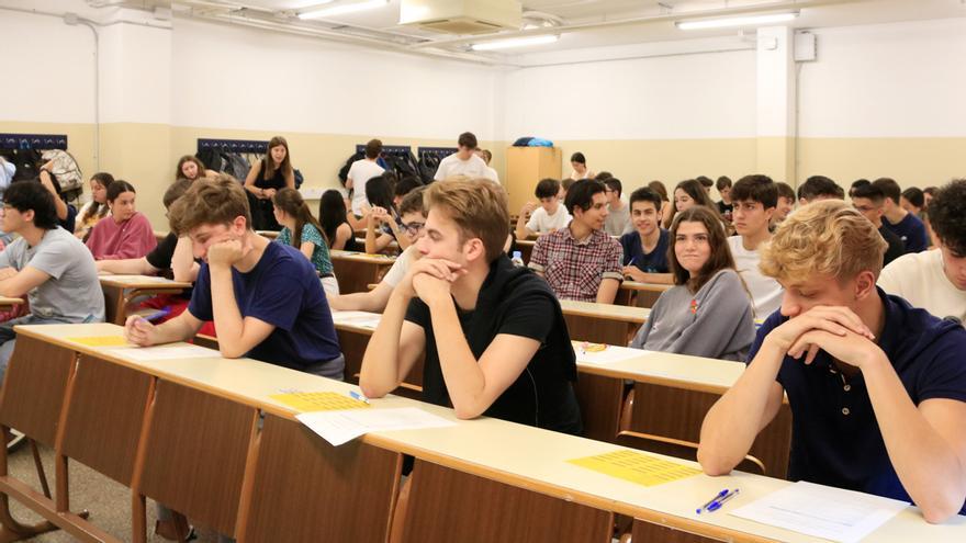 Pruebas de selectividad en la facultad de Biología de la Universitat de Barcelona