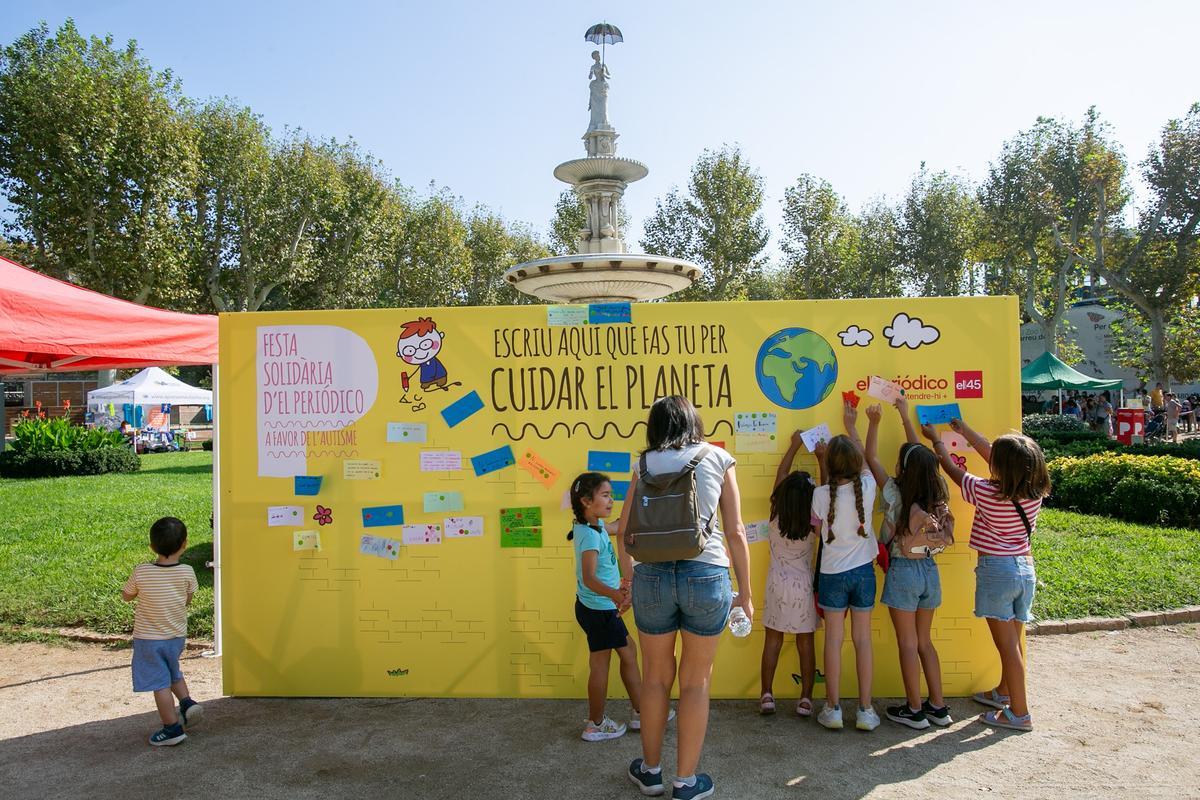 Fiesta solidaria de EL PERIÓDICO en favor de Aprenem Autisme en el Zoo de Barcelona