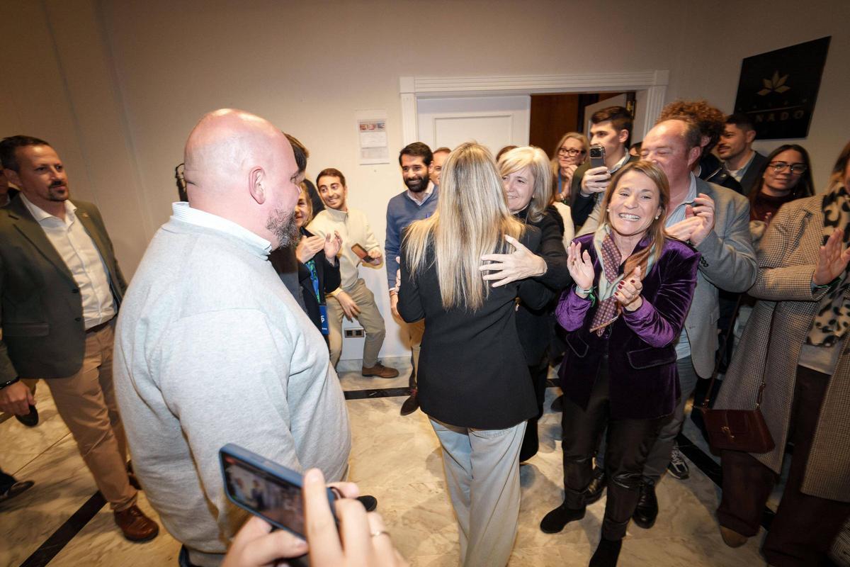 FOTOGALERÍA | María Guardiola gana las elecciones