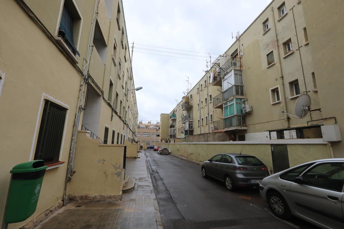 Imagen de un bloque de edificios de La Guinea.