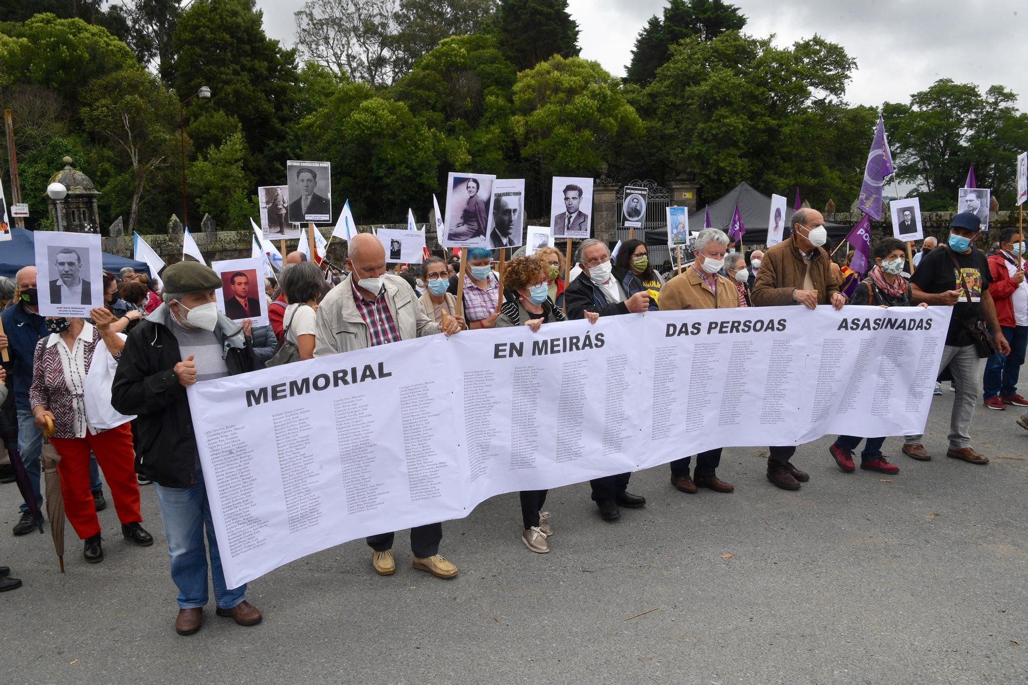 Más de 300 personas se manifiestan contra "nuevo expolio" en Pazo de Meirás