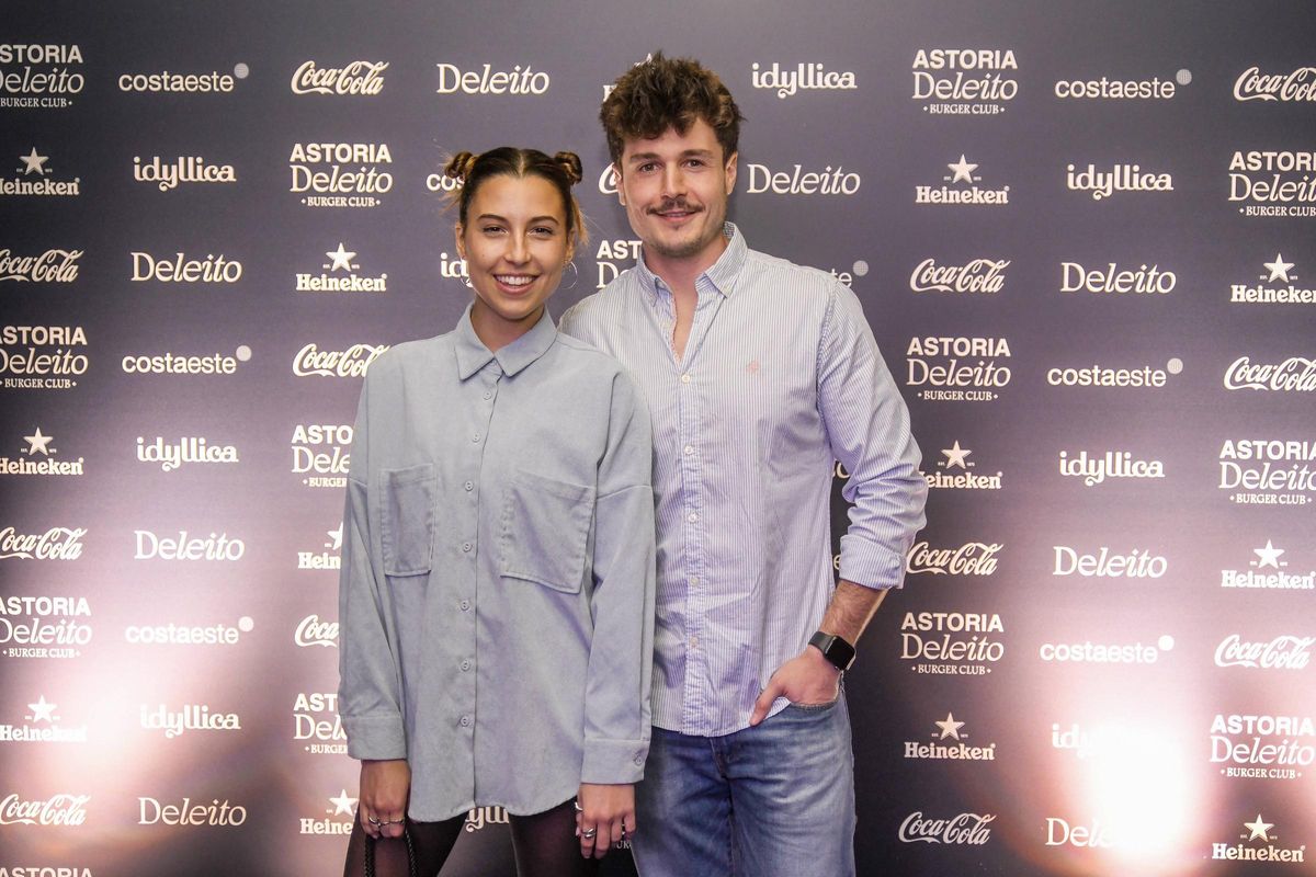 Saras Roy y Miki Núnez en la inauguración de la sala Astoria