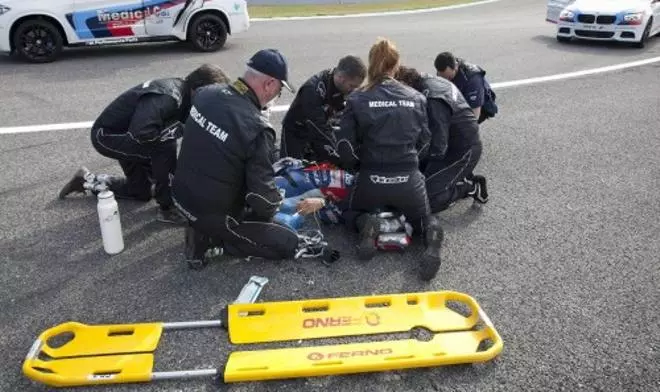 Héctor Barberá, retirado en camilla en Jerez... durante un simulacro